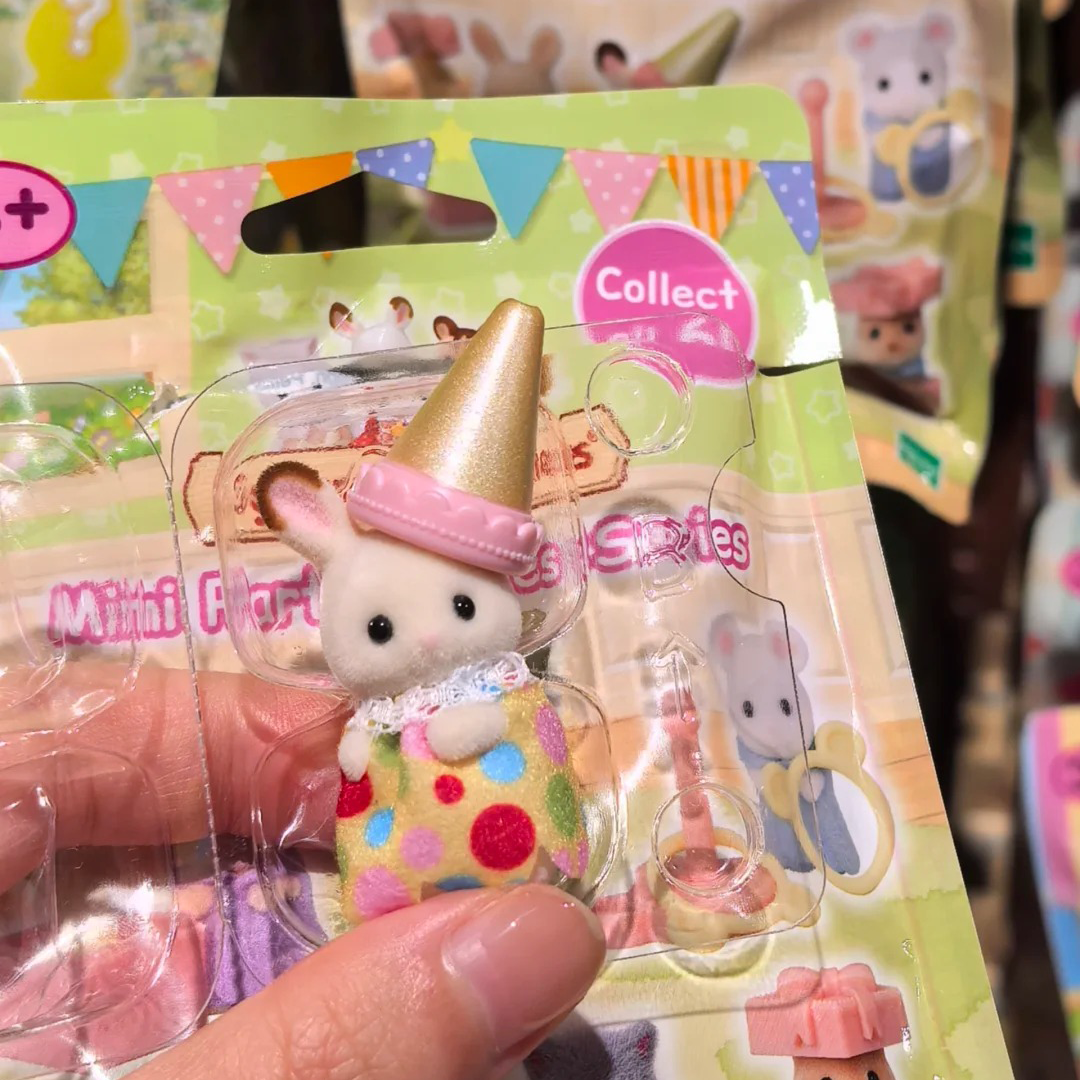 Party Family Games - In Stock Sylvanian Families Anime Figure