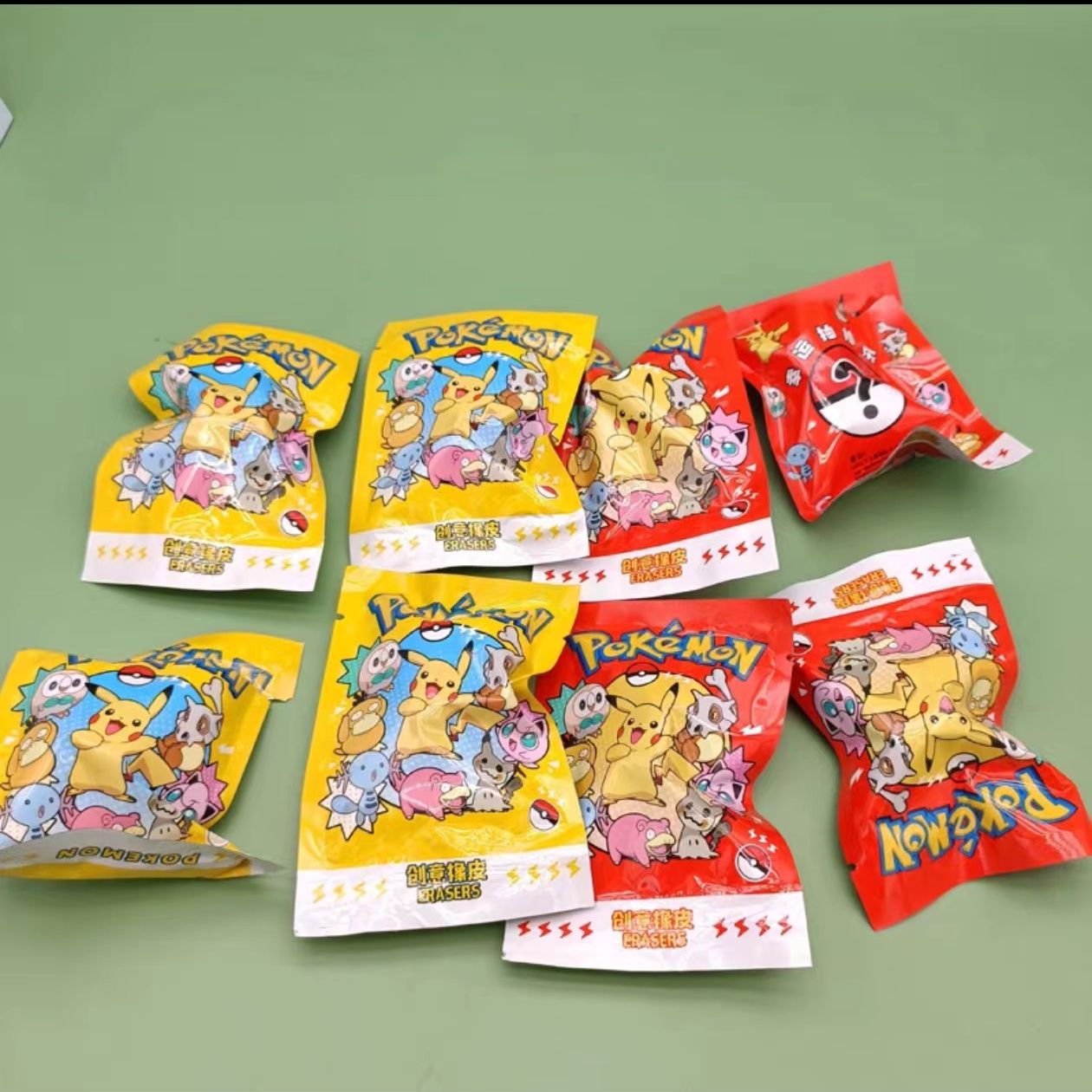 Pokemon Blind Bag Eraser Surpr - Party Games Cards recensie en prijs